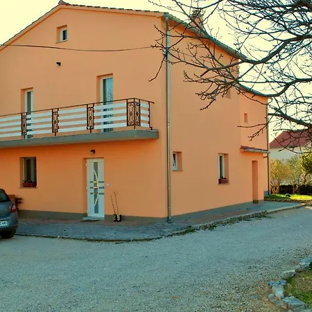Natalija I Zala Apartment Vodice