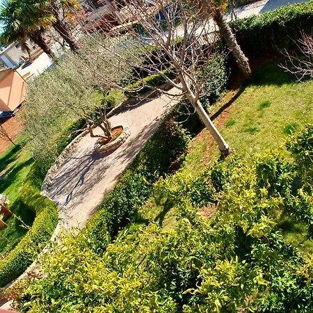 Natalija I Zala Vodice